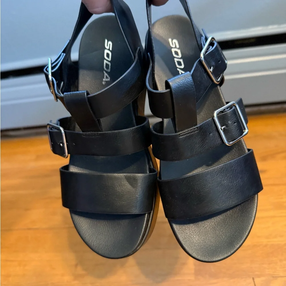 Women's SODA Black Platform Sandals